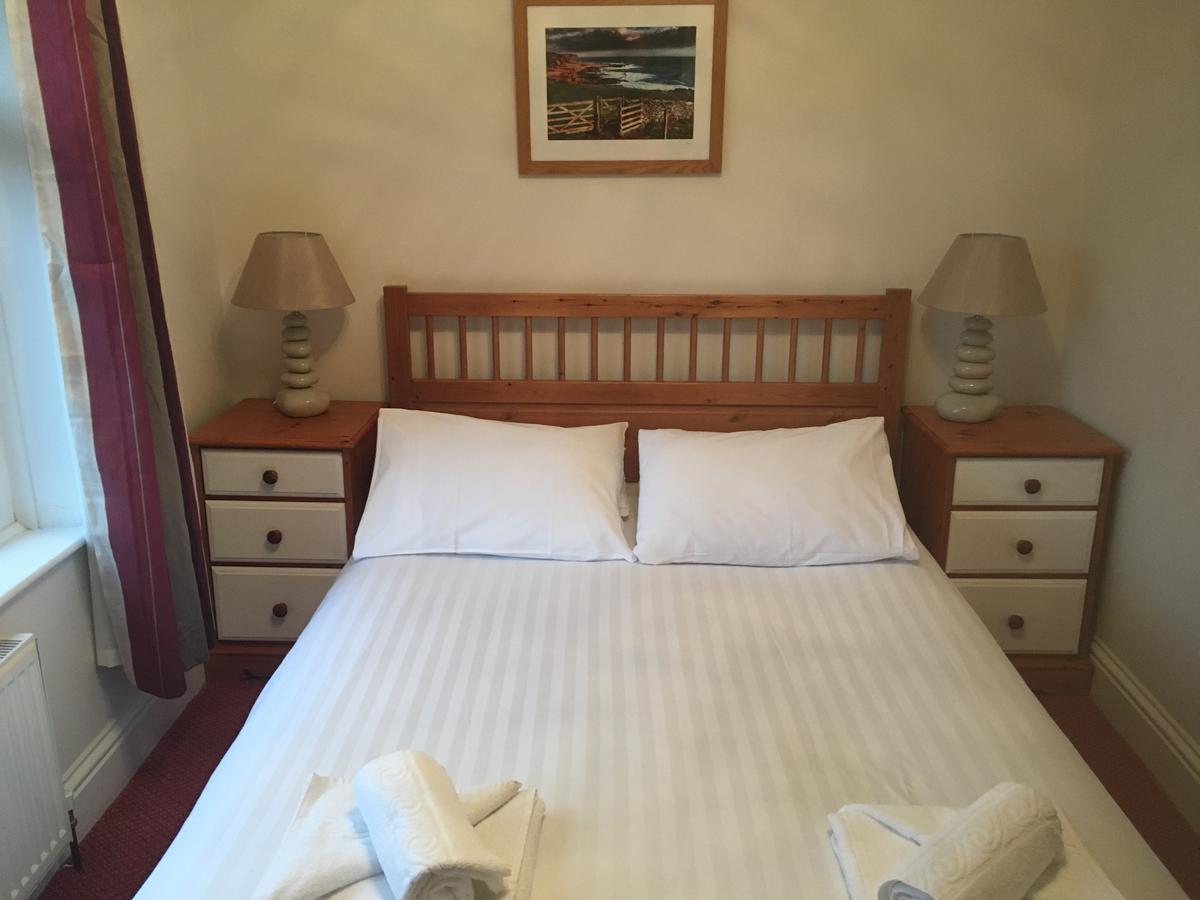 Sun Bay Hotel 金斯布里奇 外观 照片